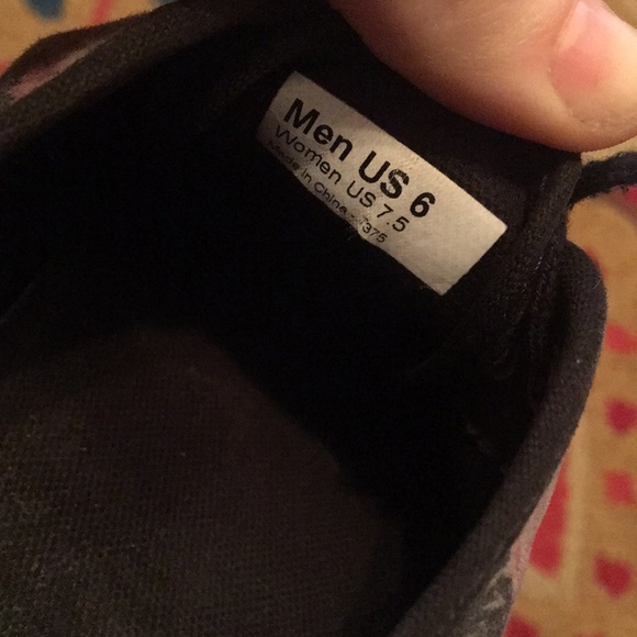 Floral Vans - Picture 5 of 6